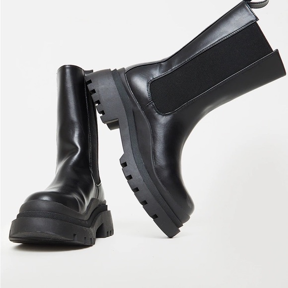 PrettyLittleThing Shoes - PLT BLACK PU CHELSEA BOOTS